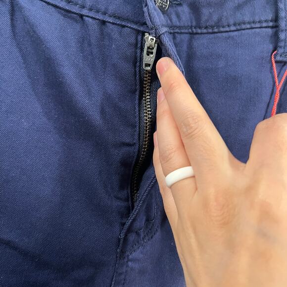 Laurie Felt Petite Daisy Floral Embroidered Ankle Jeans Navy, Plus Petite 22 - Picture 11 of 12